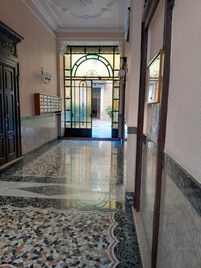 Appartamento Martina, Silenzioso A 100 Metri Dalla Metropolitana Milan Exterior photo